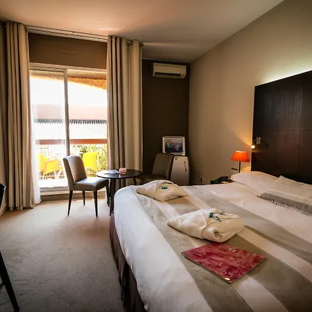D'huston And Golf Hotel Saint-Cyprien (Pyrenees-Orientales)