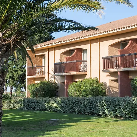 Hotel D'huston And Golf 4*